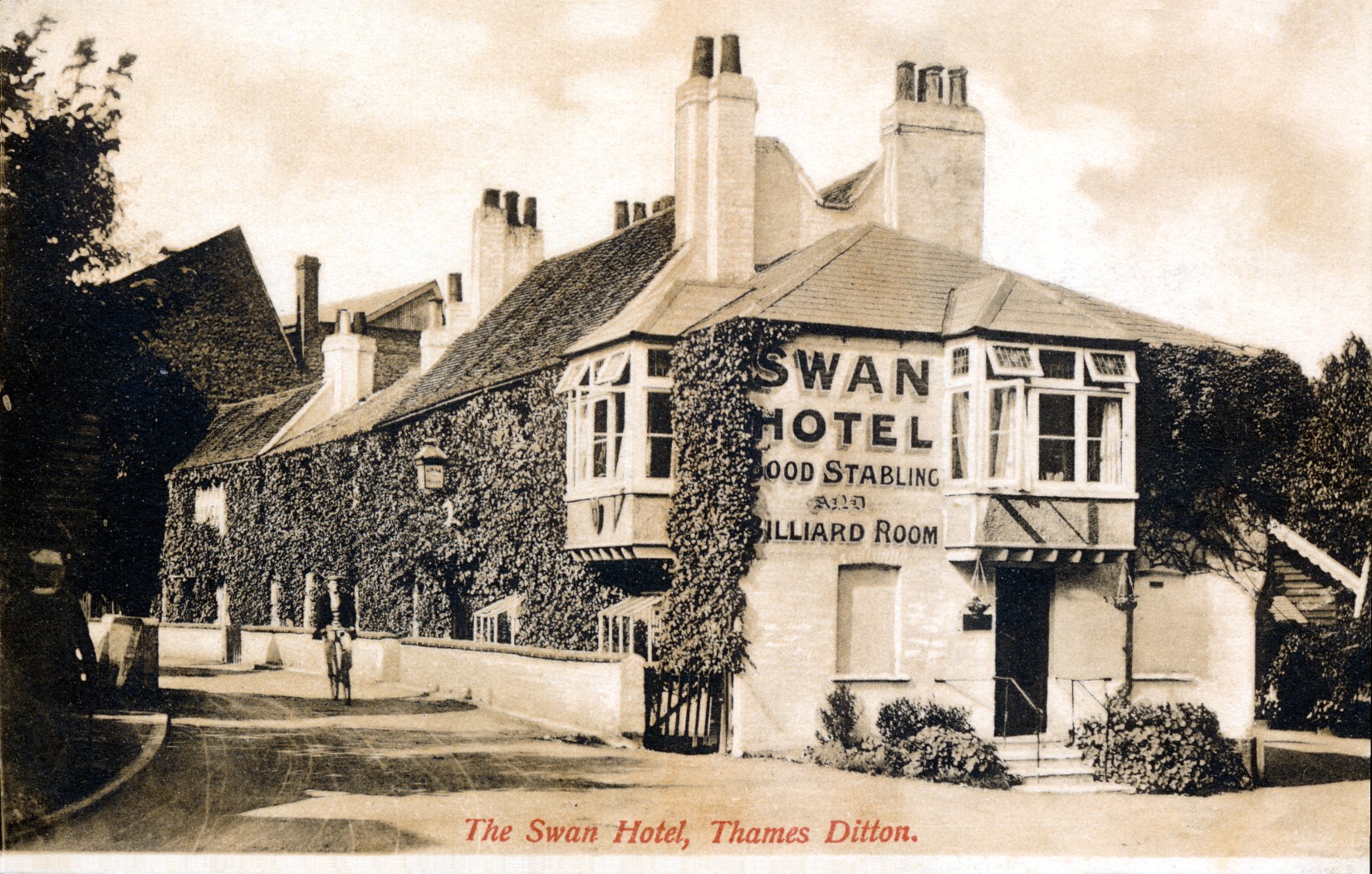 Thames Ditton,hotels and inns